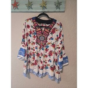 Calessa Bohemian Coastal embroidered V-neck tunic